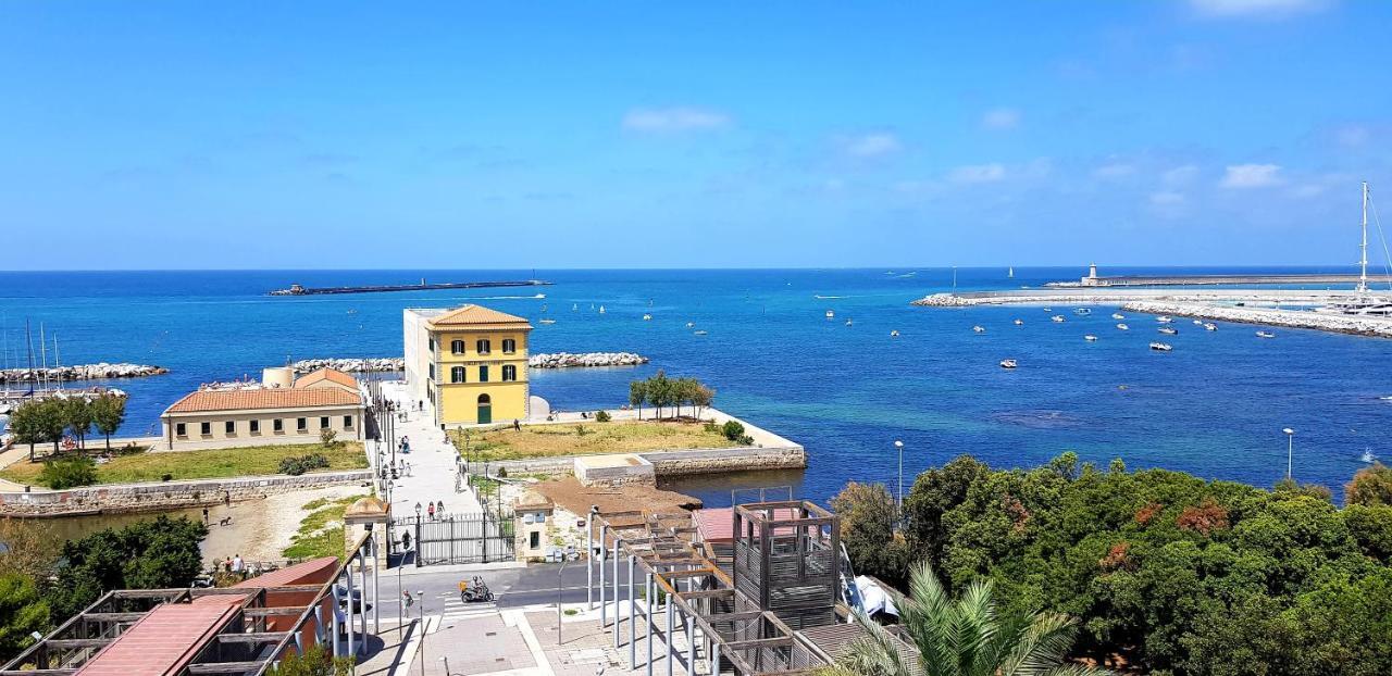 Almare - Sea Front Appartamento *